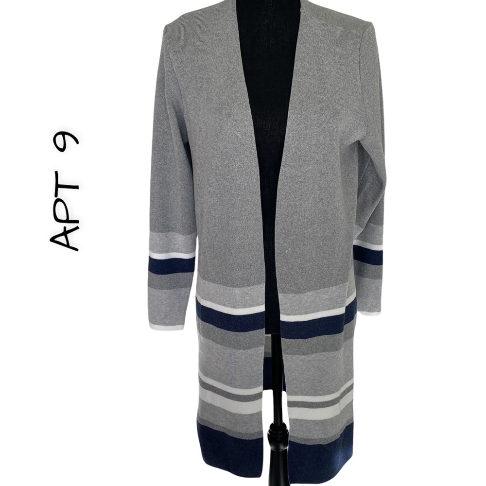 APT. 9 Long length Sweater, Size Medium - comfortable knit